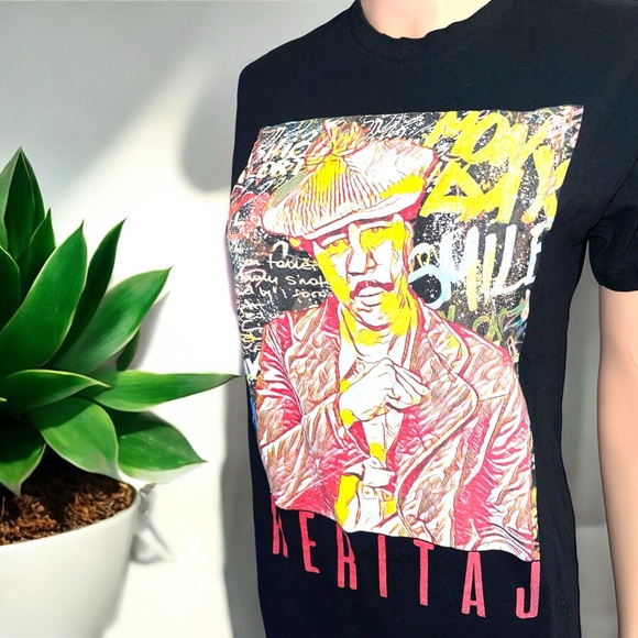 Heritaj Richard Pryor-Red Abstract Art Mural Tee - Picture 10 of 13